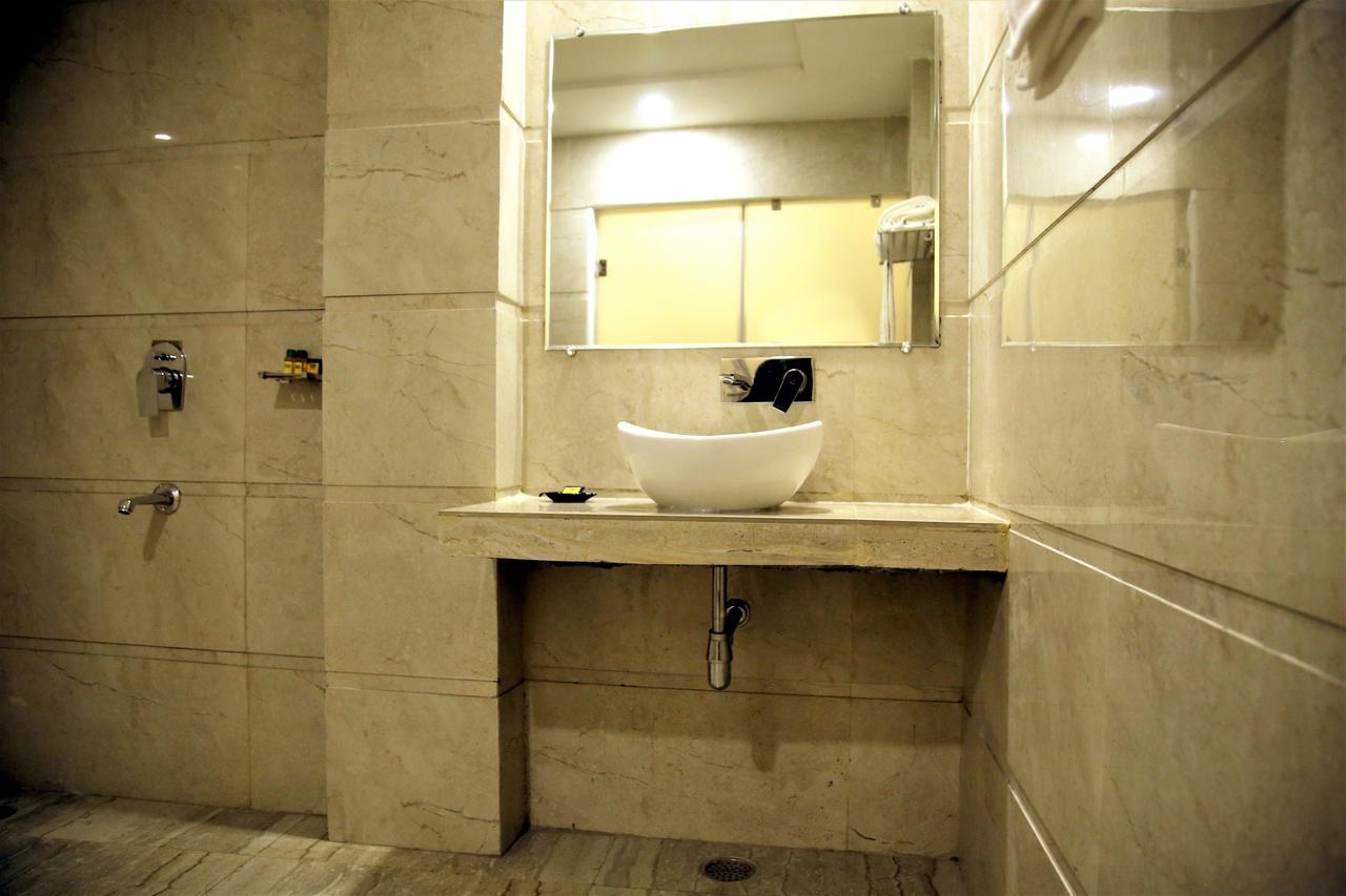 Sallow Royal Suites Amritsar Ngoại thất bức ảnh