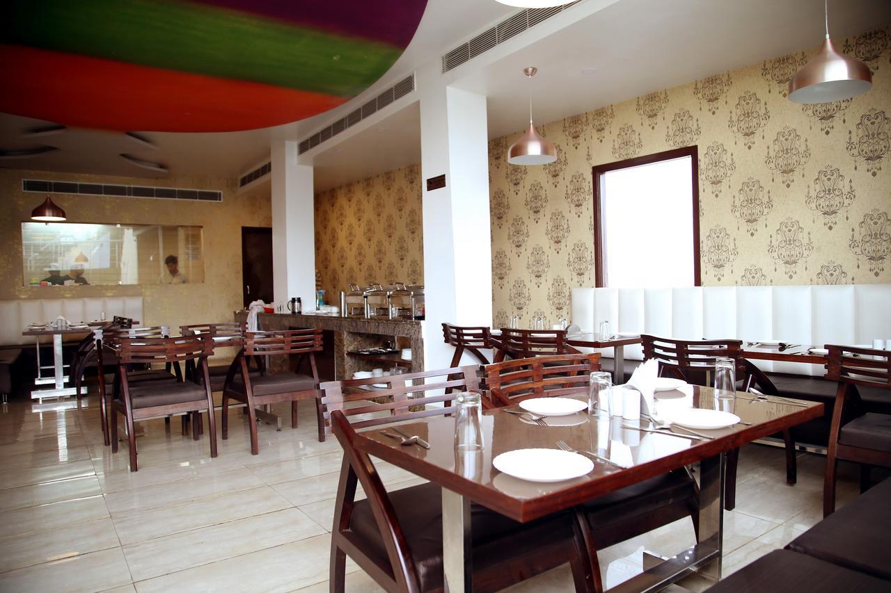 Sallow Royal Suites Amritsar Ngoại thất bức ảnh